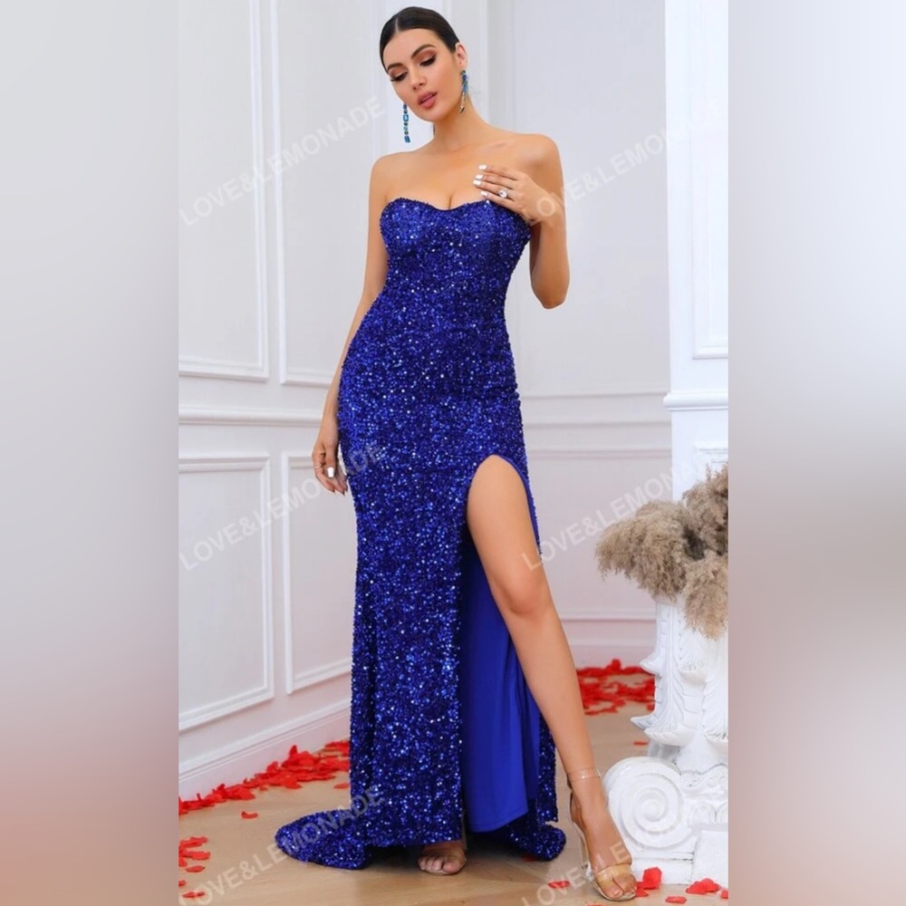Elegant Blue Sequin Dress